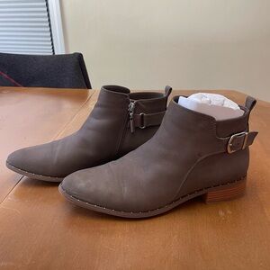 Women’s's Brown Ankle Boots